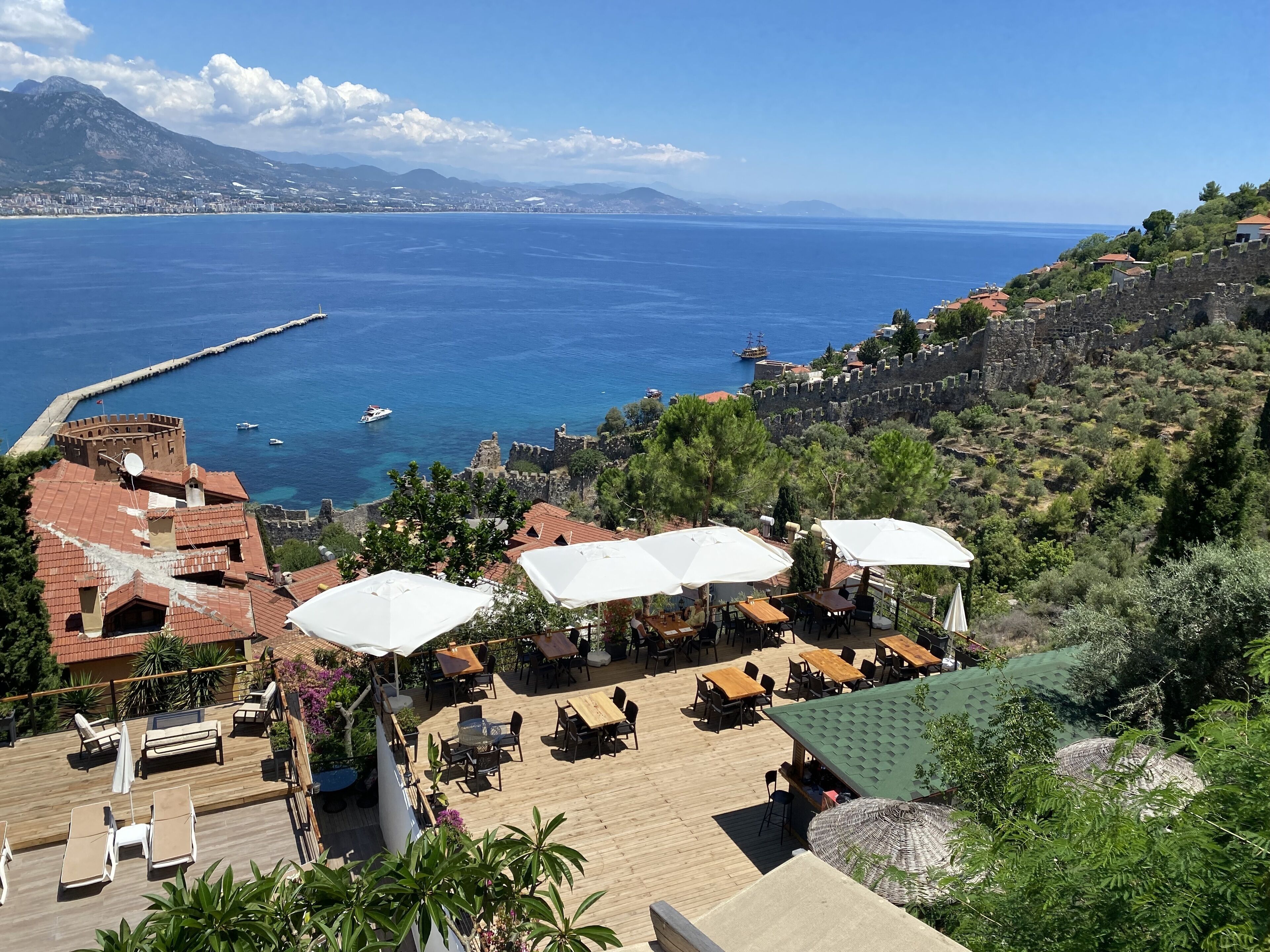 Castle Boutique Hotel