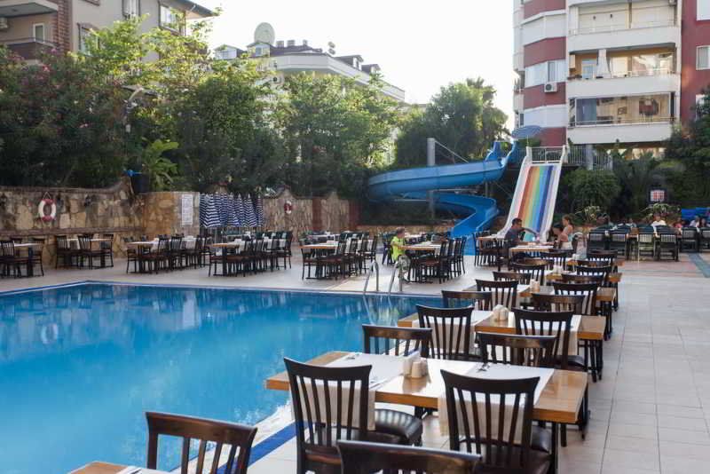 Club Big Blue Suite Hotel