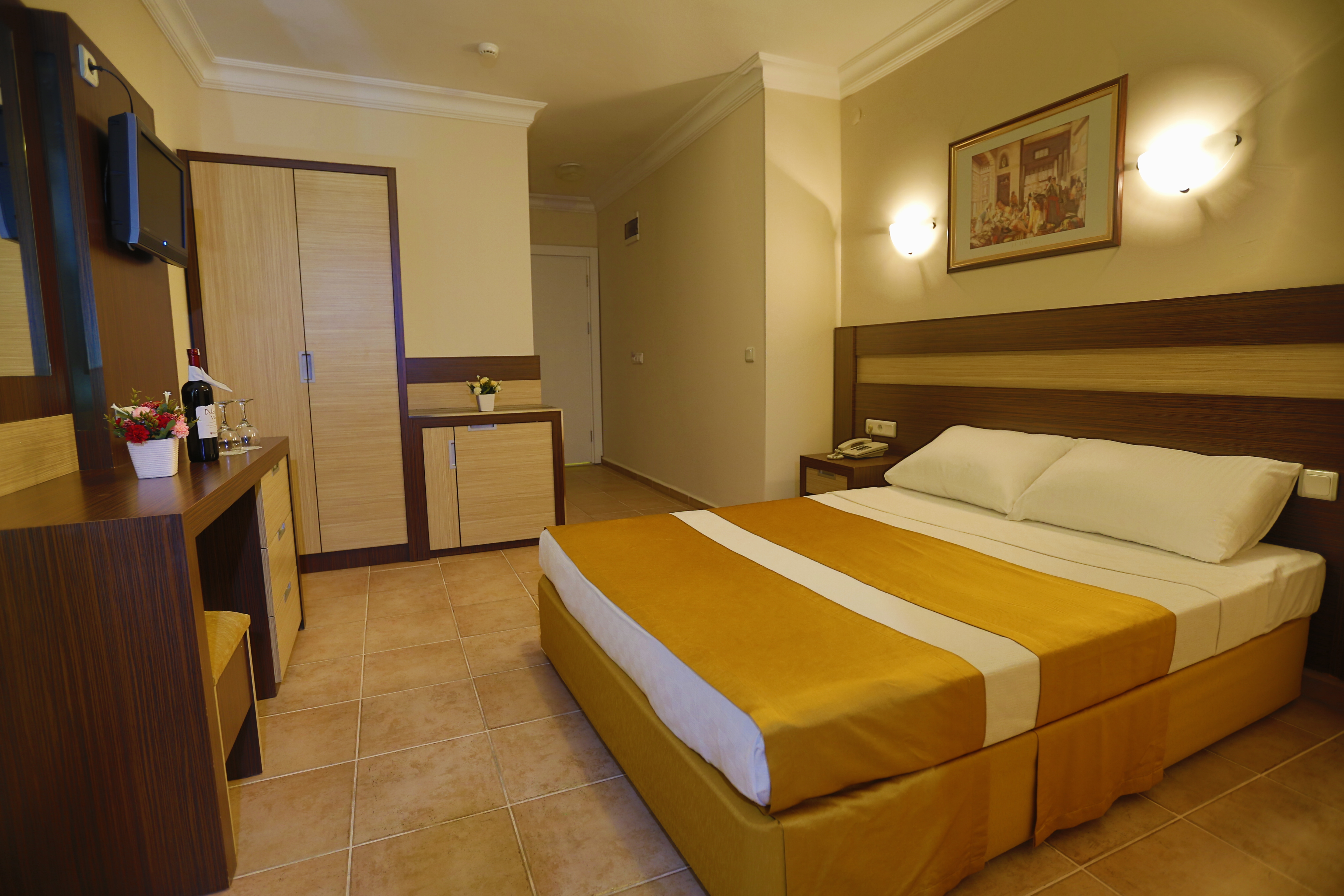 Enki Hotel