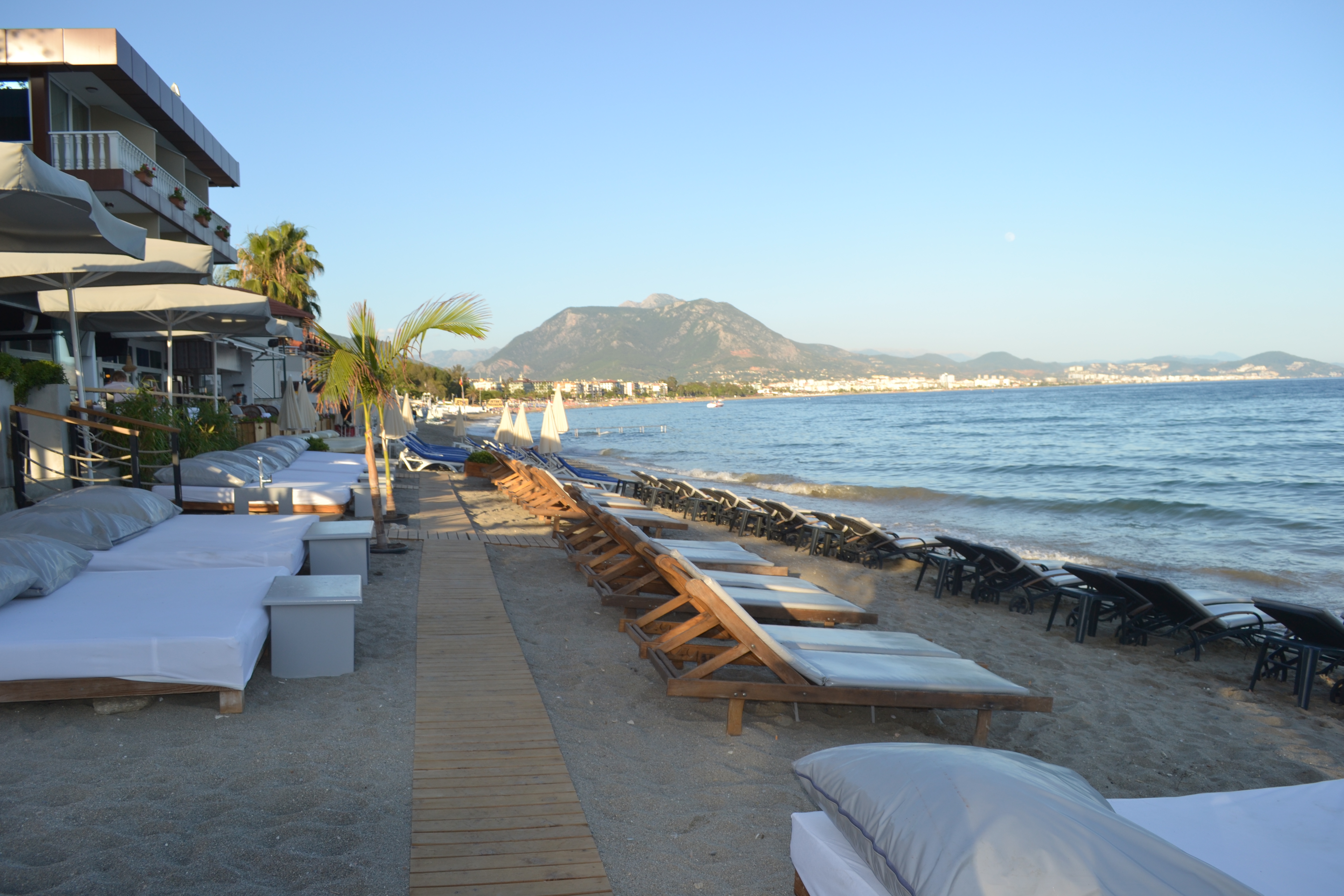 En Vie Beach Boutique Hotel
