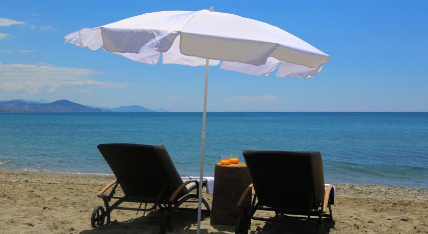 En Vie Beach Boutique Hotel