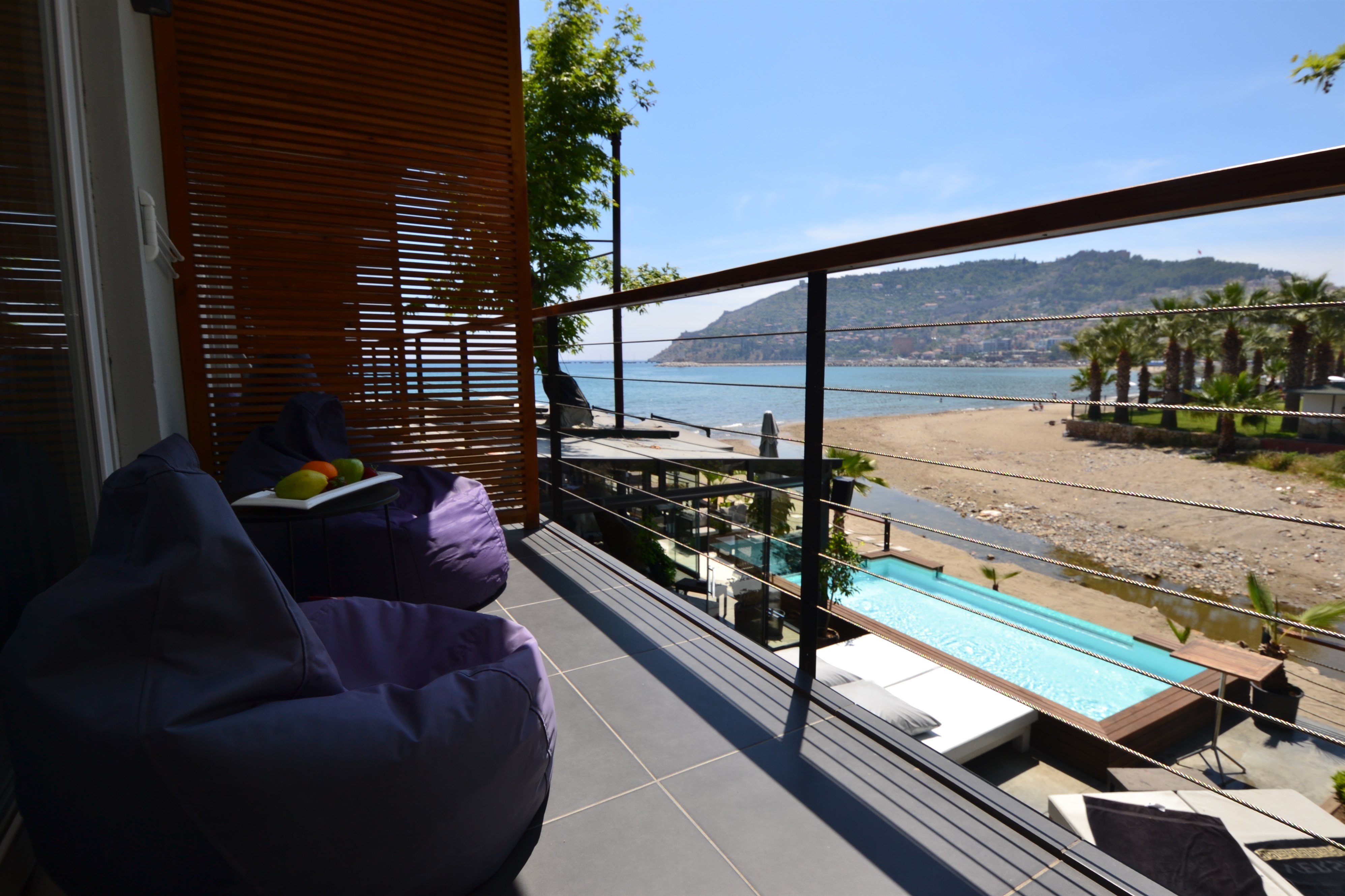 En Vie Beach Boutique Hotel
