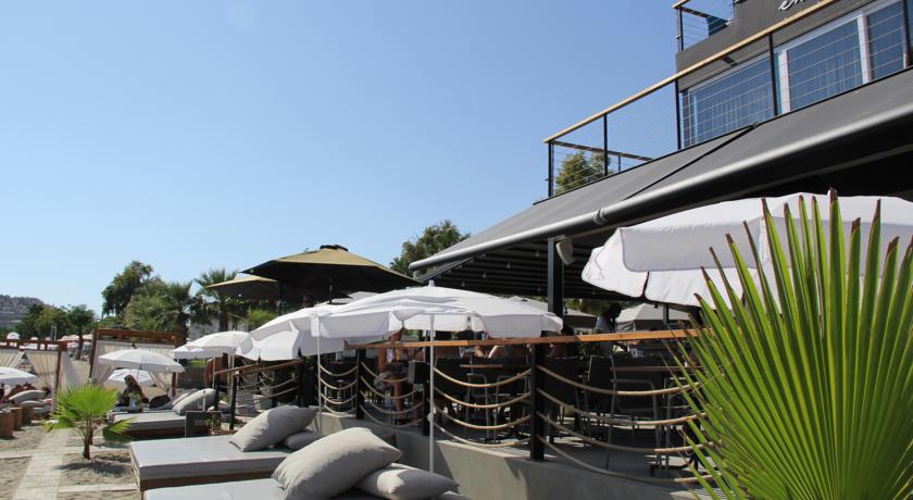 En Vie Beach Boutique Hotel