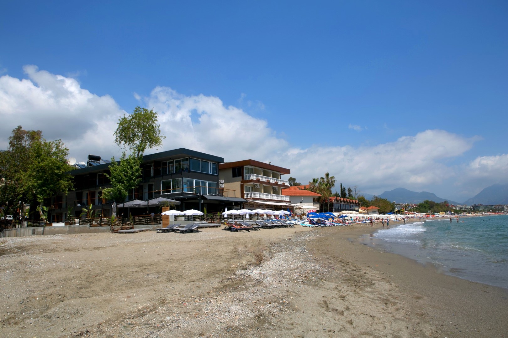 En Vie Beach Boutique Hotel
