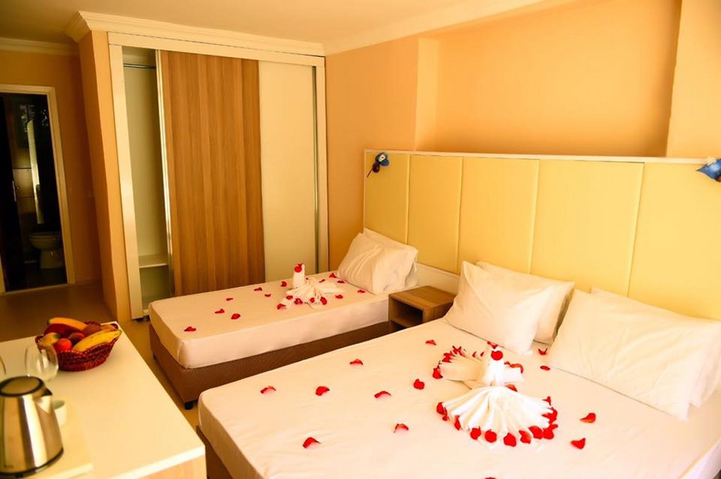 Ganita Holiday Village