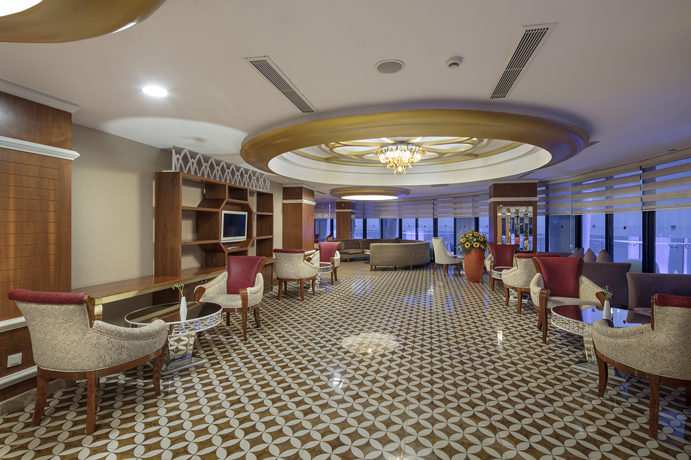 Granada Luxury Okurcalar