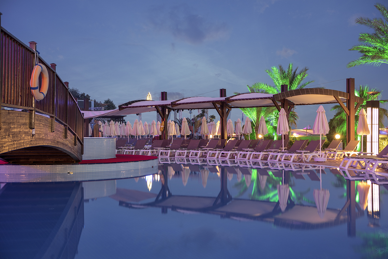Granada Luxury Okurcalar