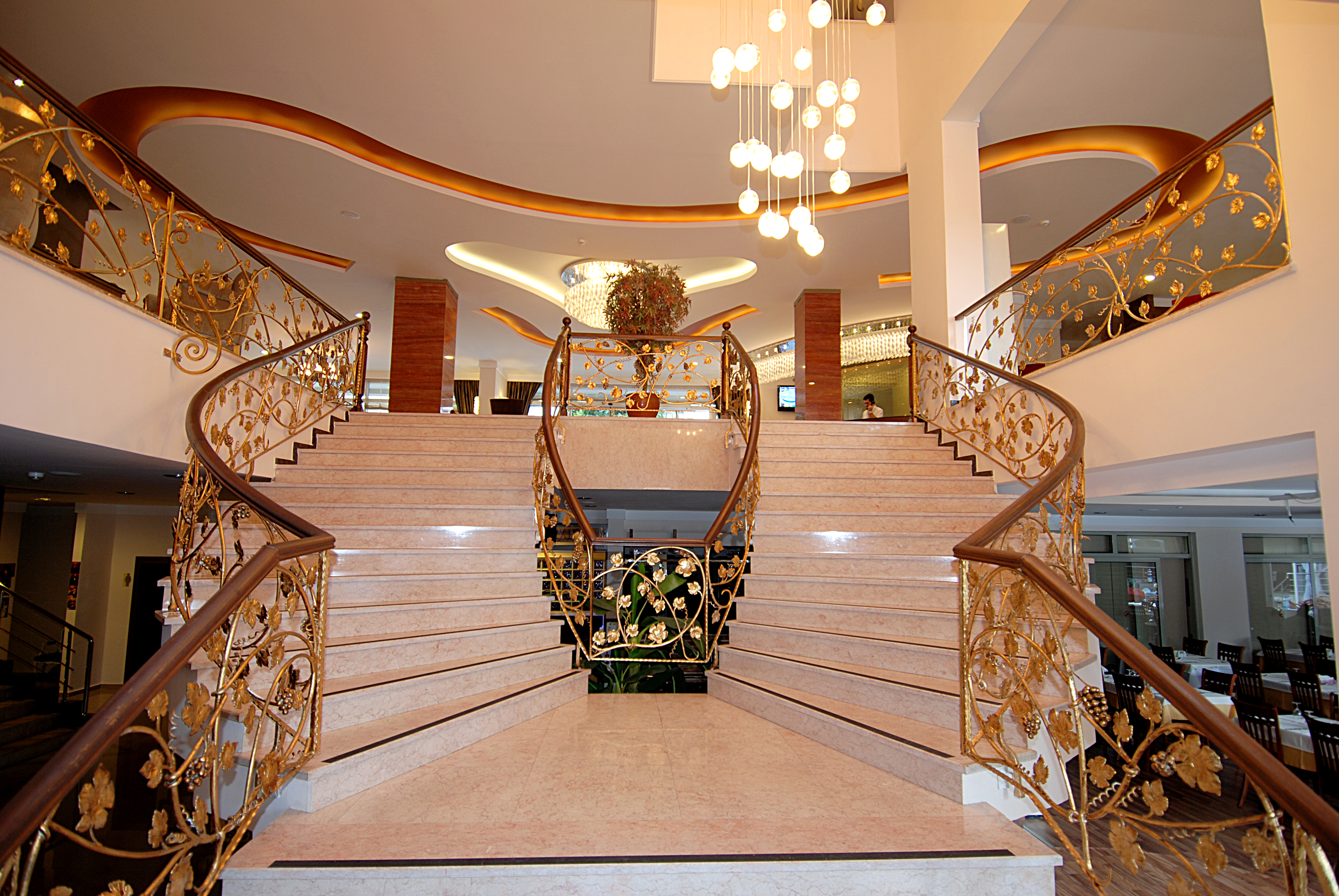 Grand Okan Hotel