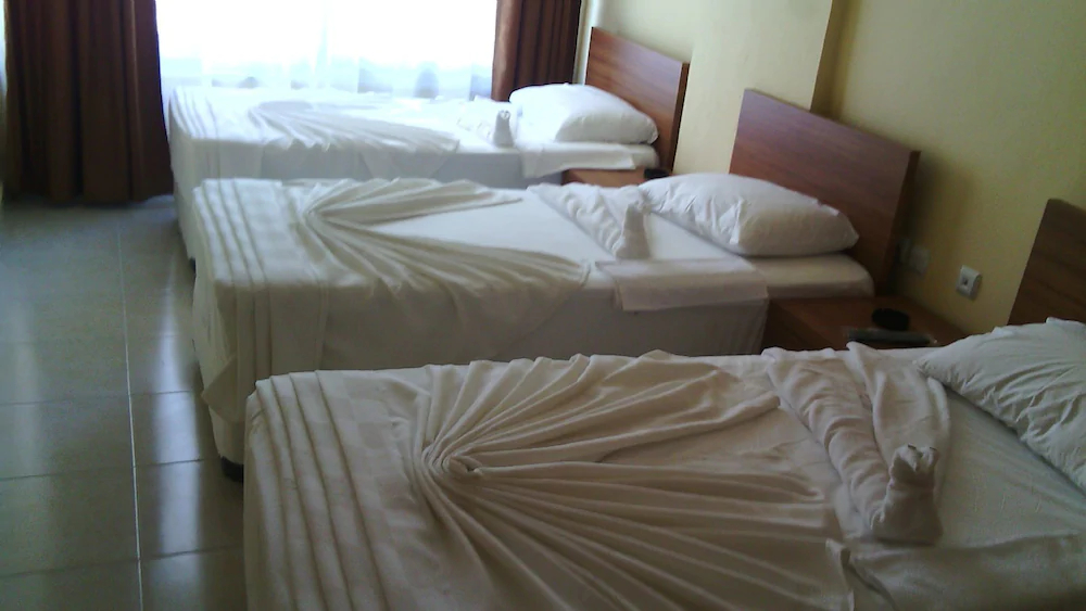Gray Wolf Hotel