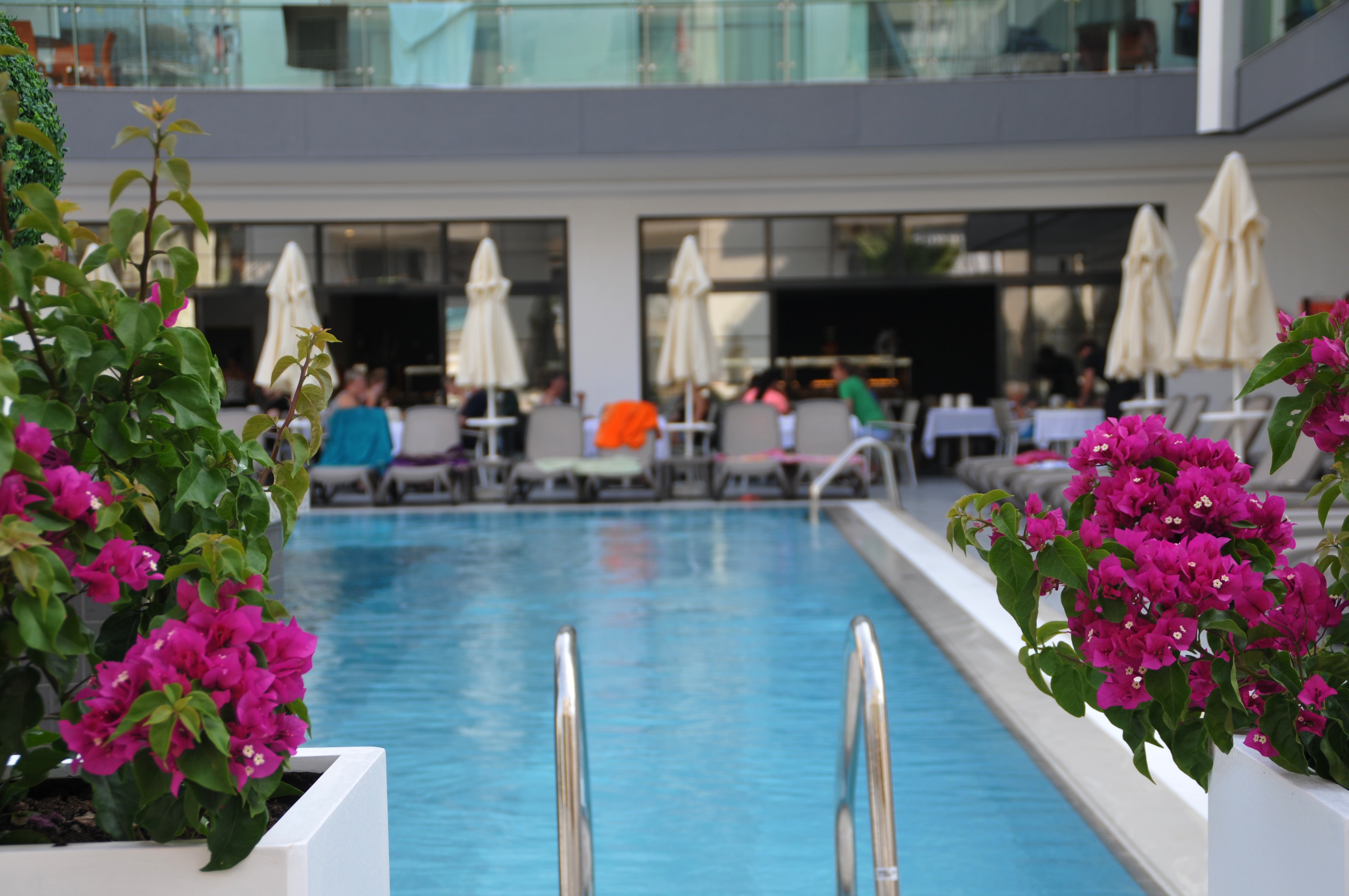Green Garden Suite Hotel