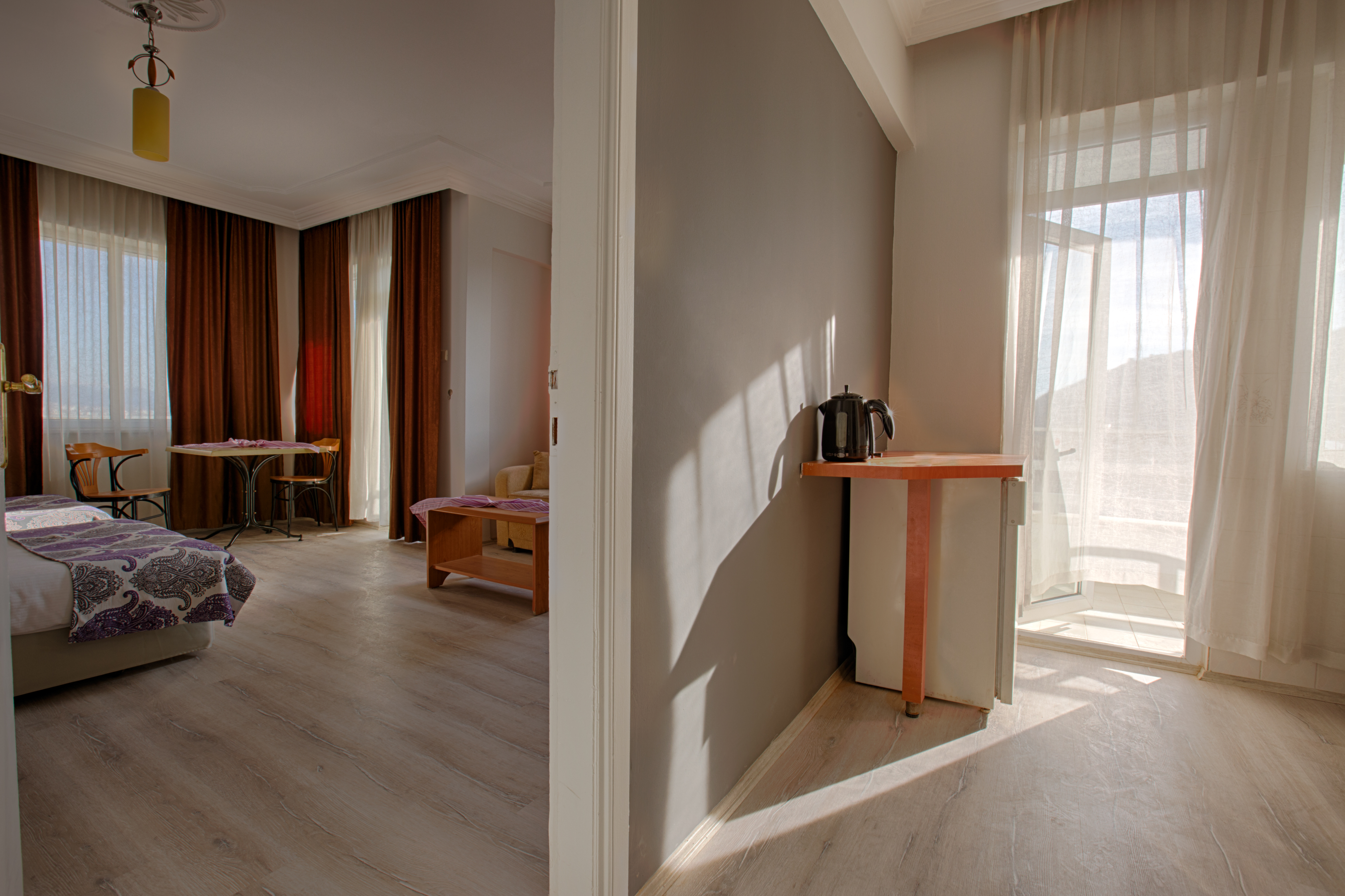 HMA Hotel & Suites