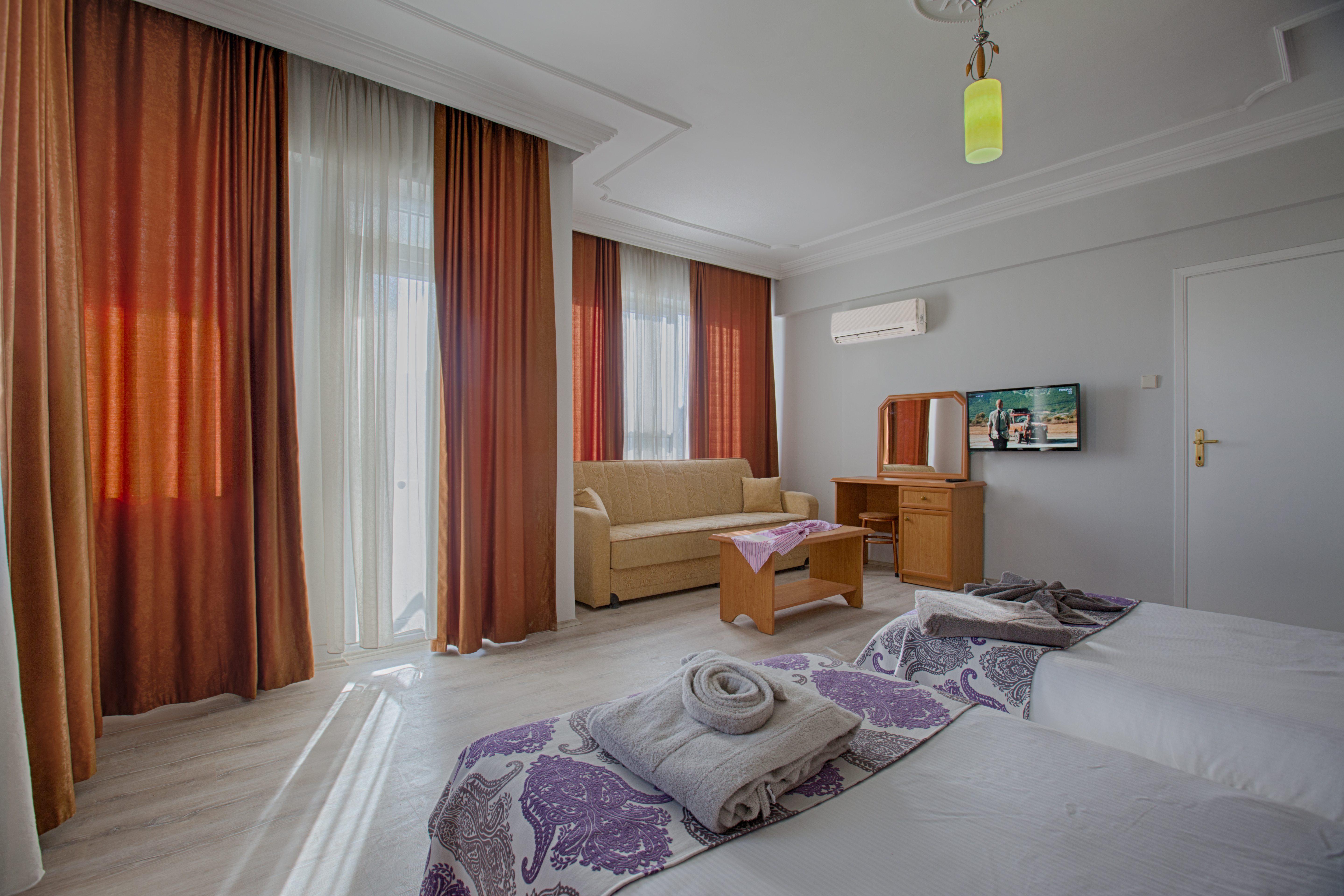 HMA Hotel & Suites