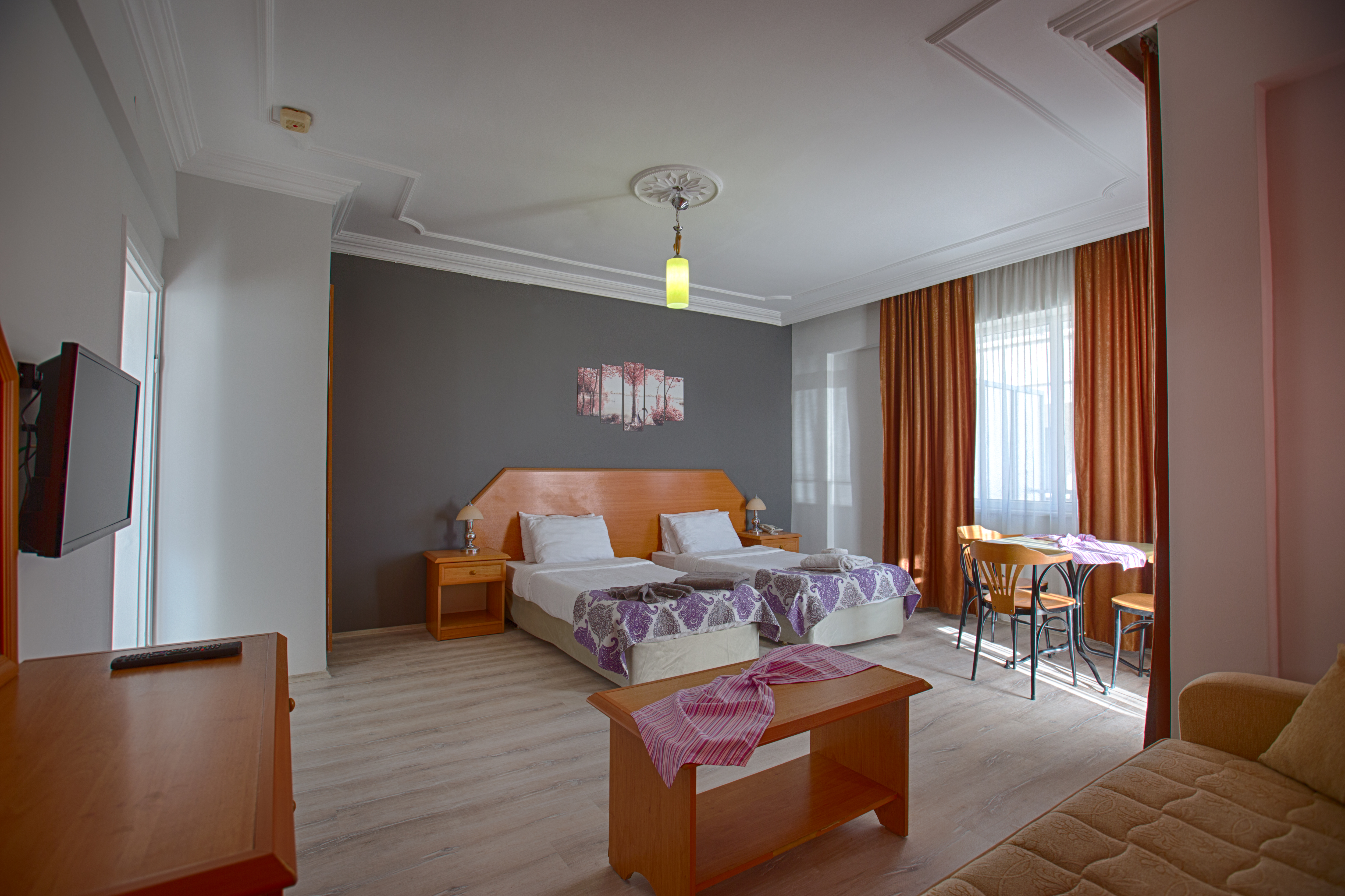 HMA Hotel & Suites