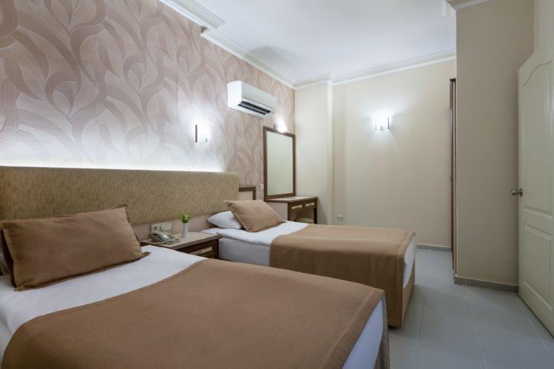 Hotel May Flower