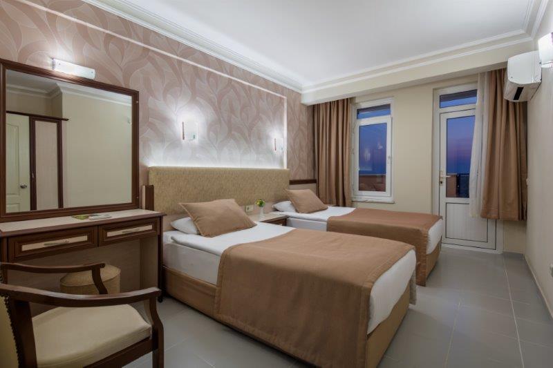Hotel May Flower