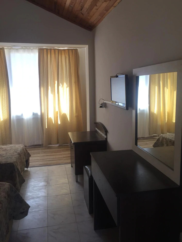 Grand Kayra Beach Hotel