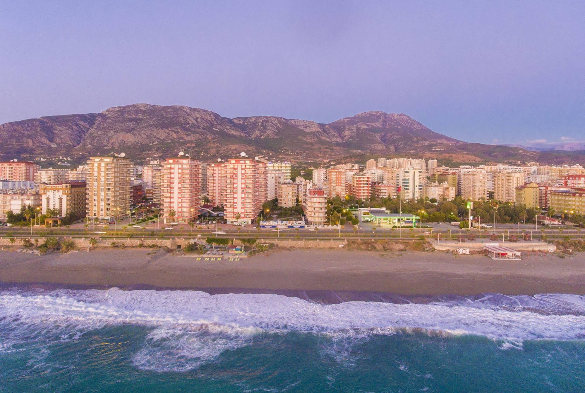 Milano Beach Family Hotel