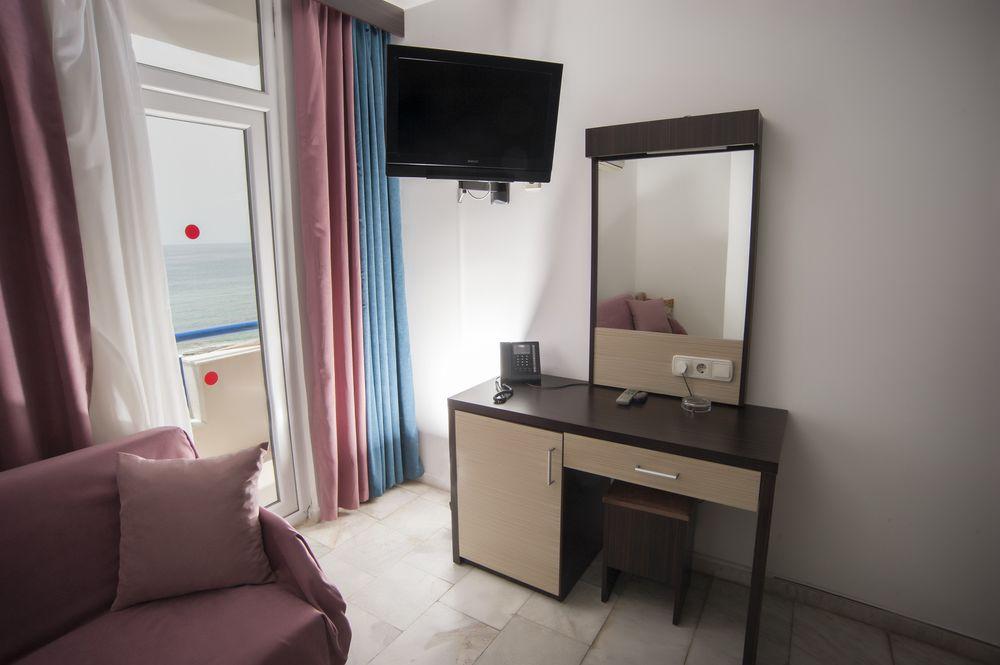 Semt Luna Beach Hotel