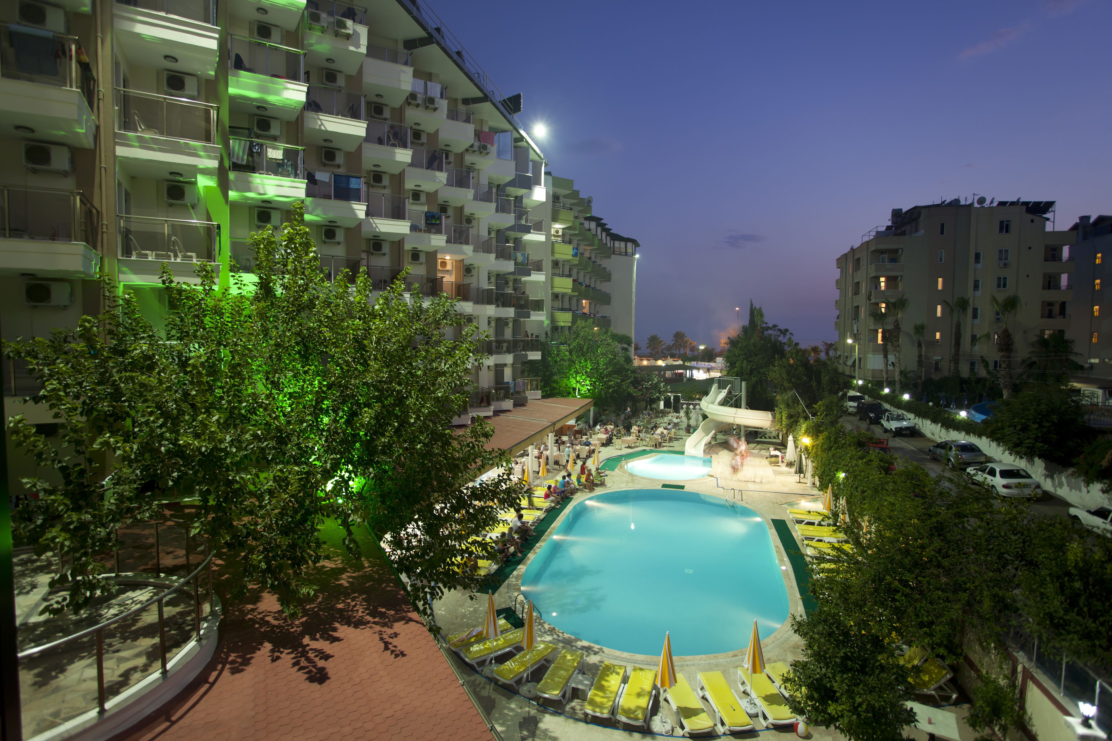Monte Carlo Hotel