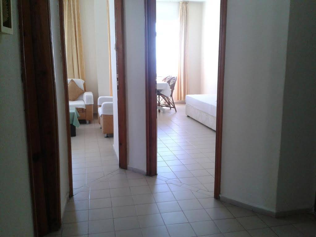 Orange Grove Apart