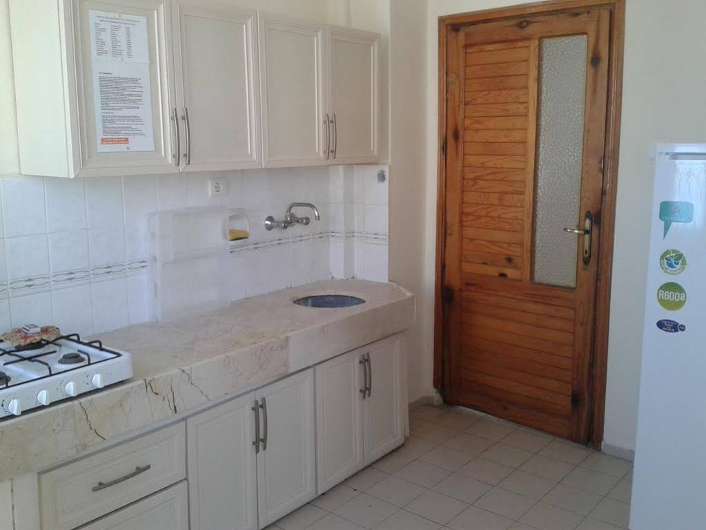 Orange Grove Apart