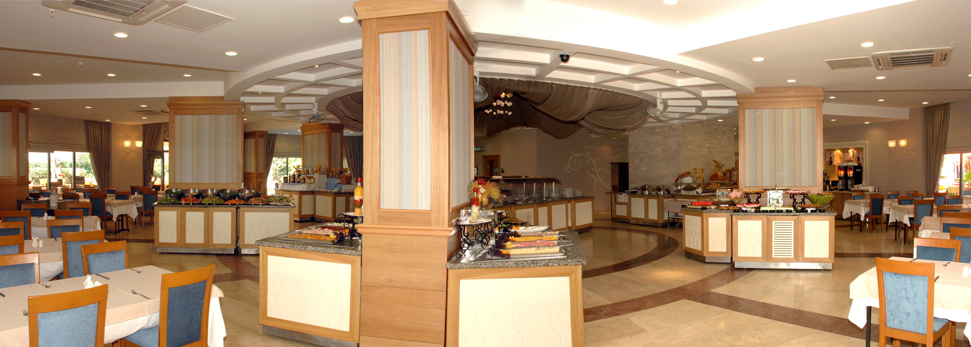 Palmeras Beach Hotel