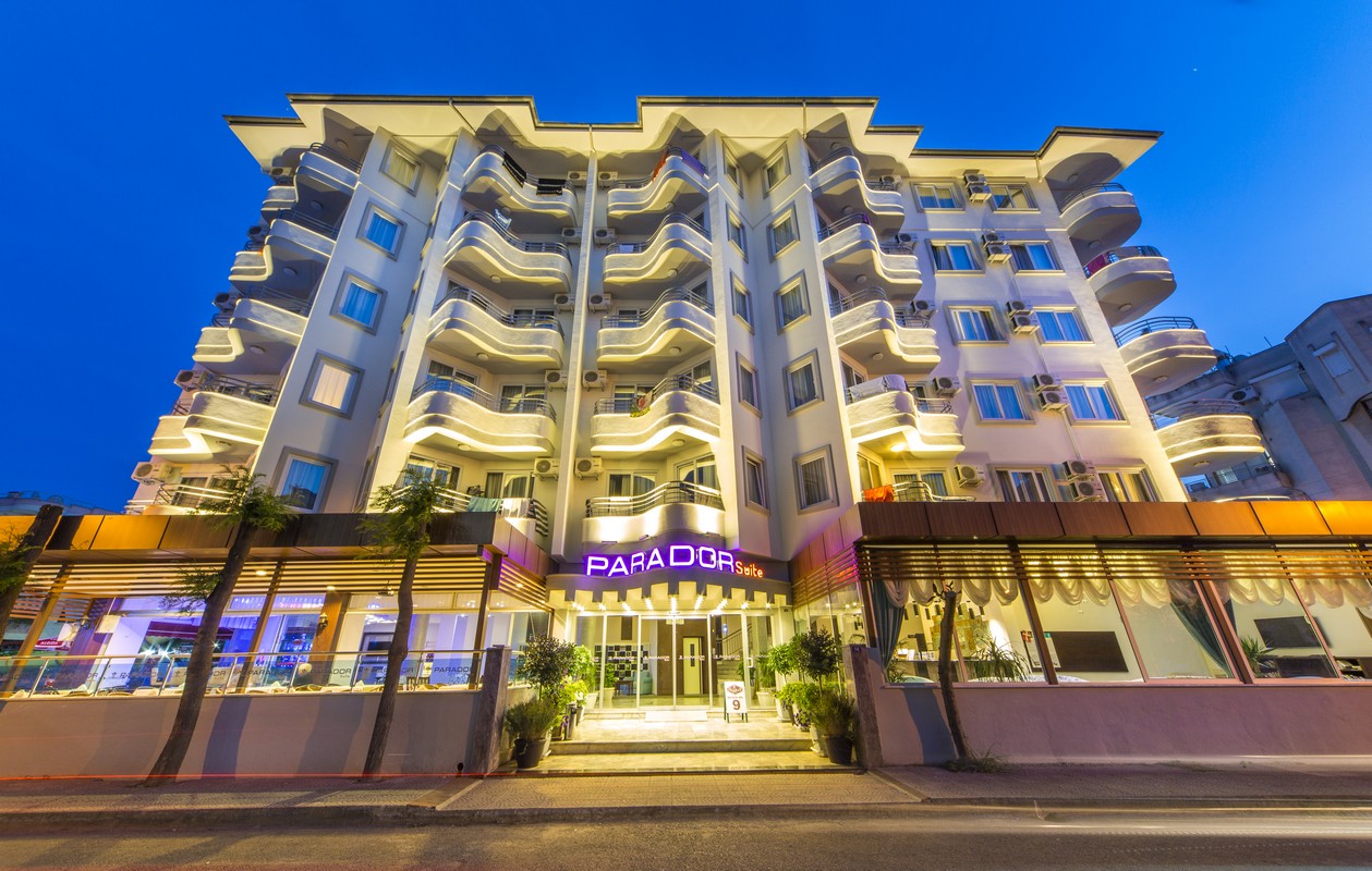 Parador Suite Apart Hotel