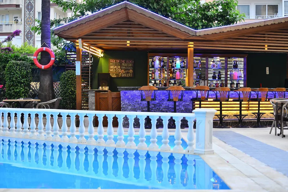Prince Apart Hotel