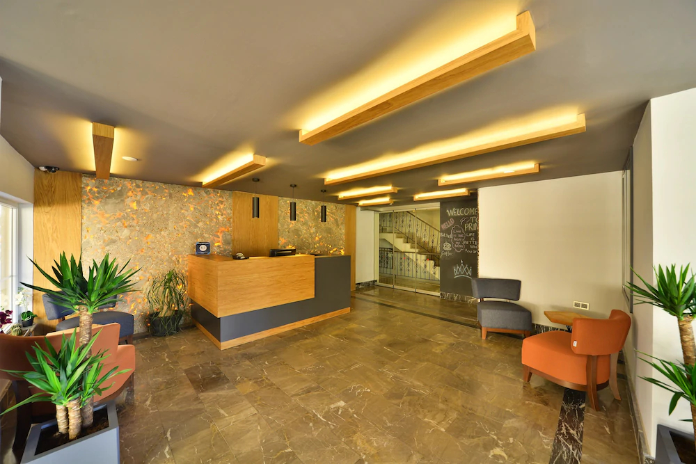 Prince Apart Hotel