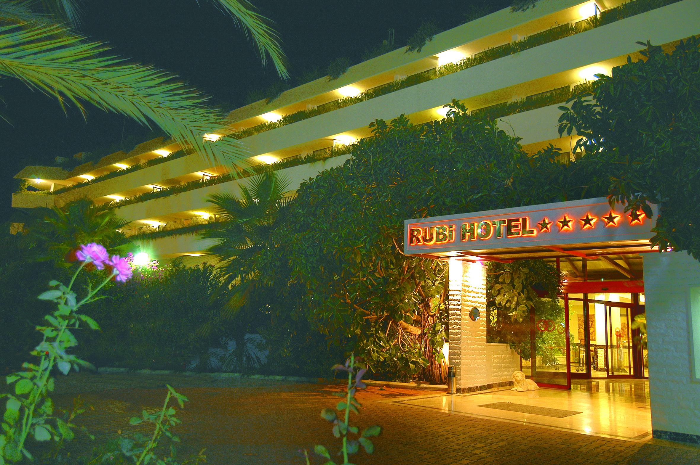 Rubi Hotel