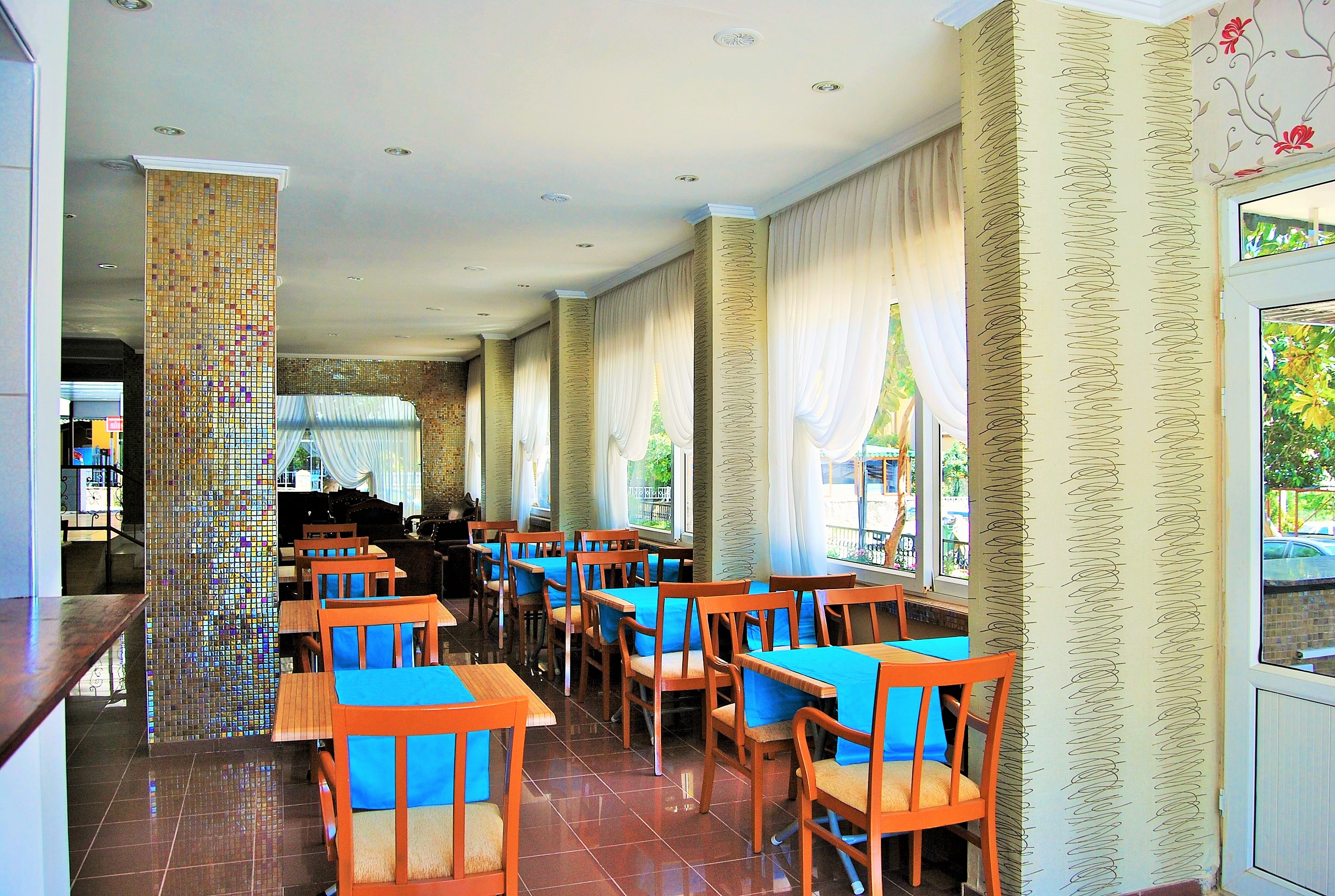 Select Apart Hotel