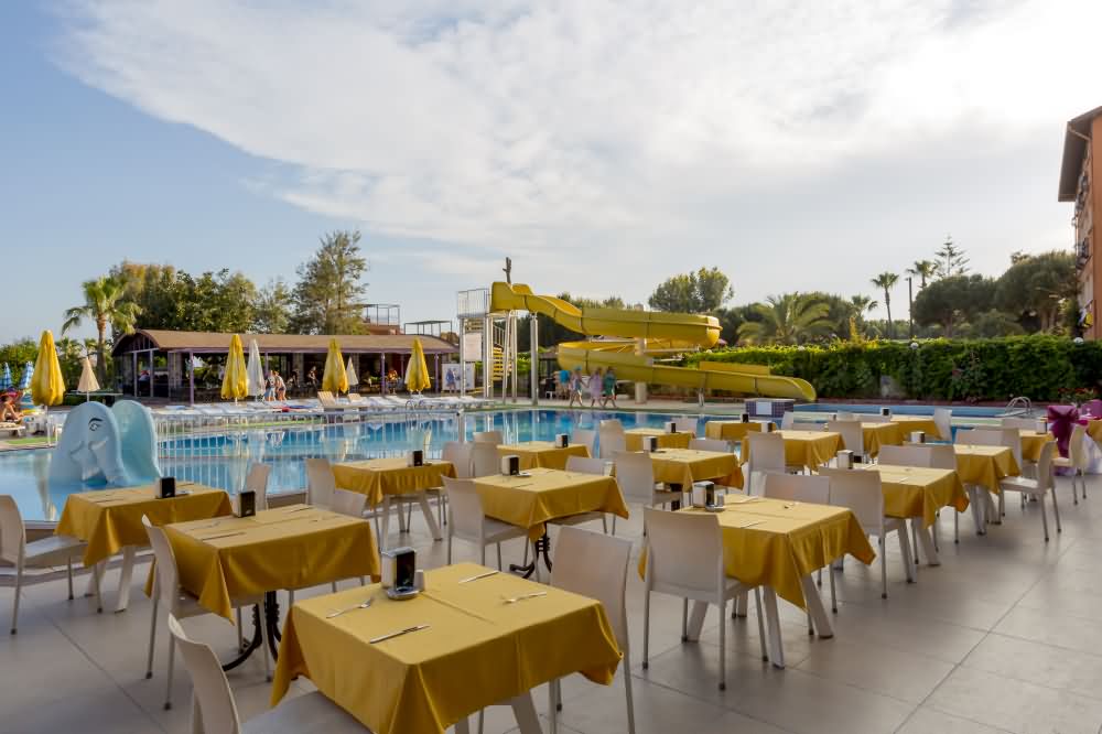 Clover Magic Park Beach Hotel