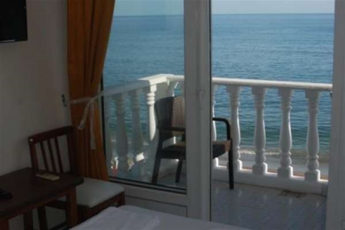 Sun Hotel by En Vie Beach