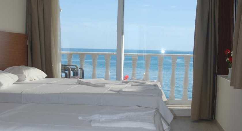 Sun Hotel by En Vie Beach