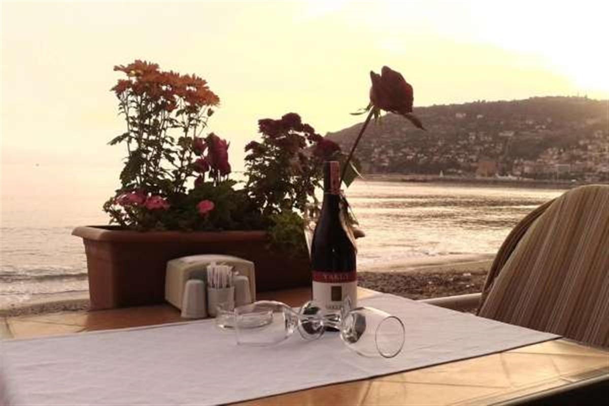 Sun Hotel by En Vie Beach