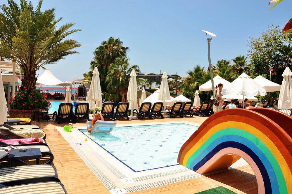 Sunpark Beach Hotel