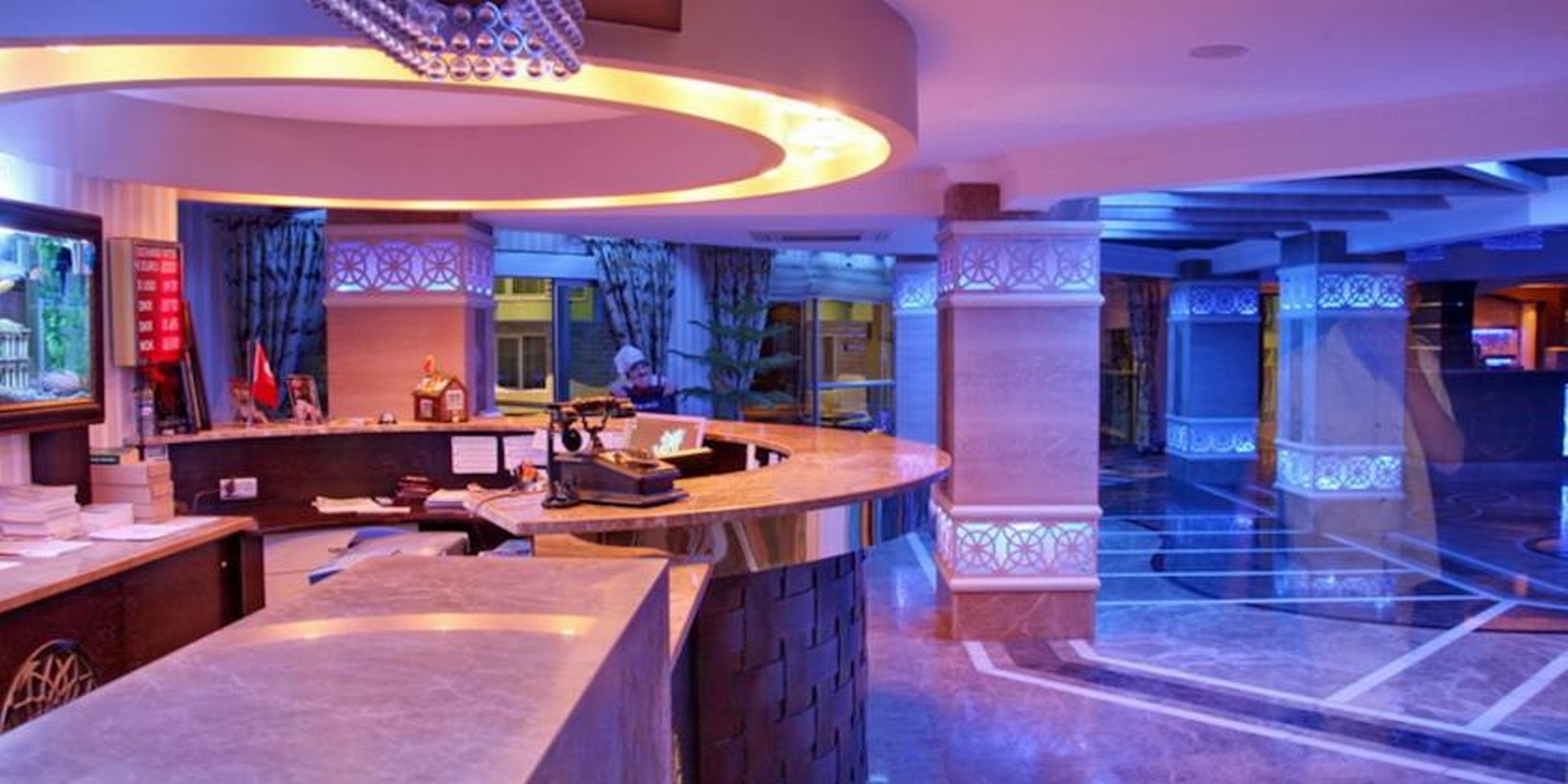 Taç Premier Hotel & Spa