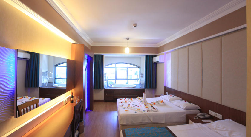 Taç Premier Hotel & Spa