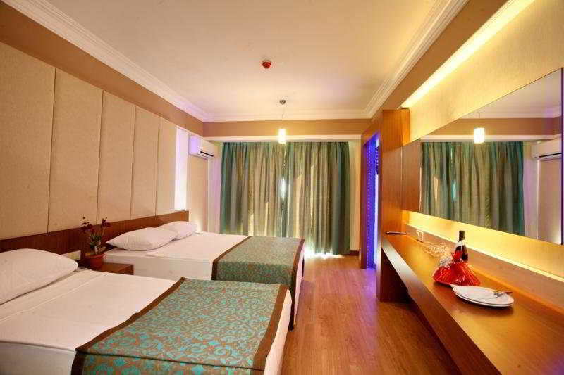 Taç Premier Hotel & Spa