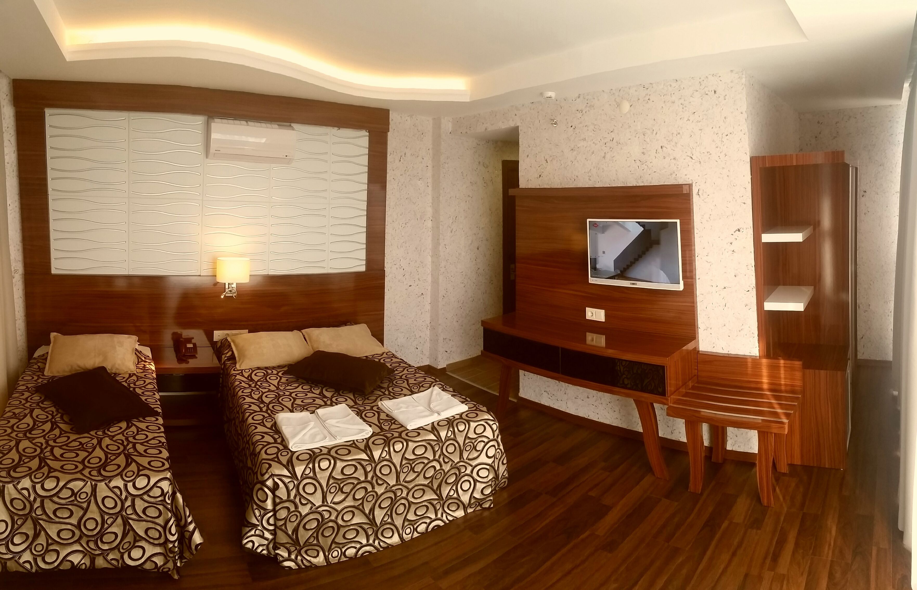 Grand Barhan Hotel