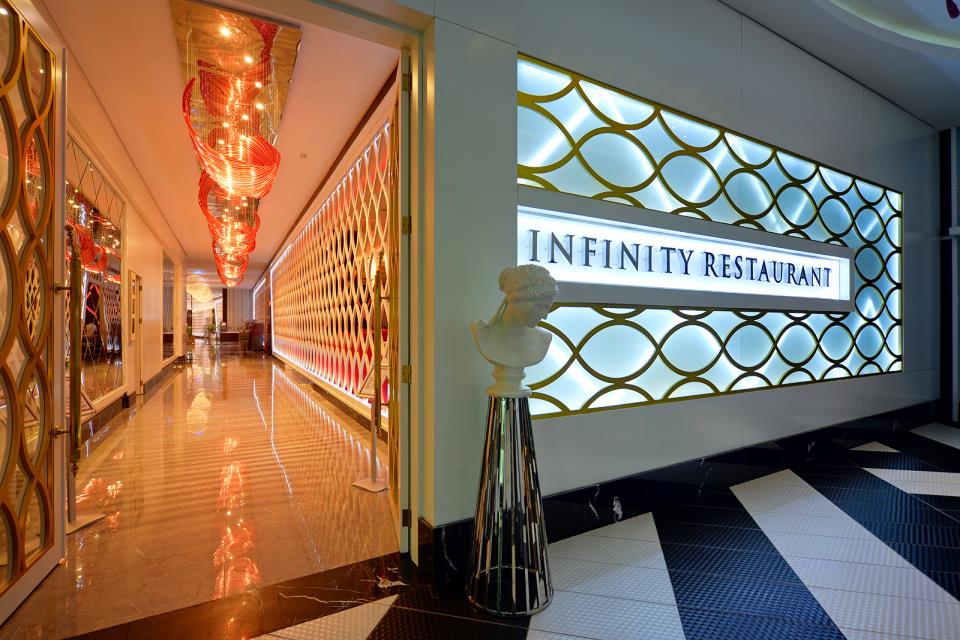 Vikingen Infinity Resort & Spa