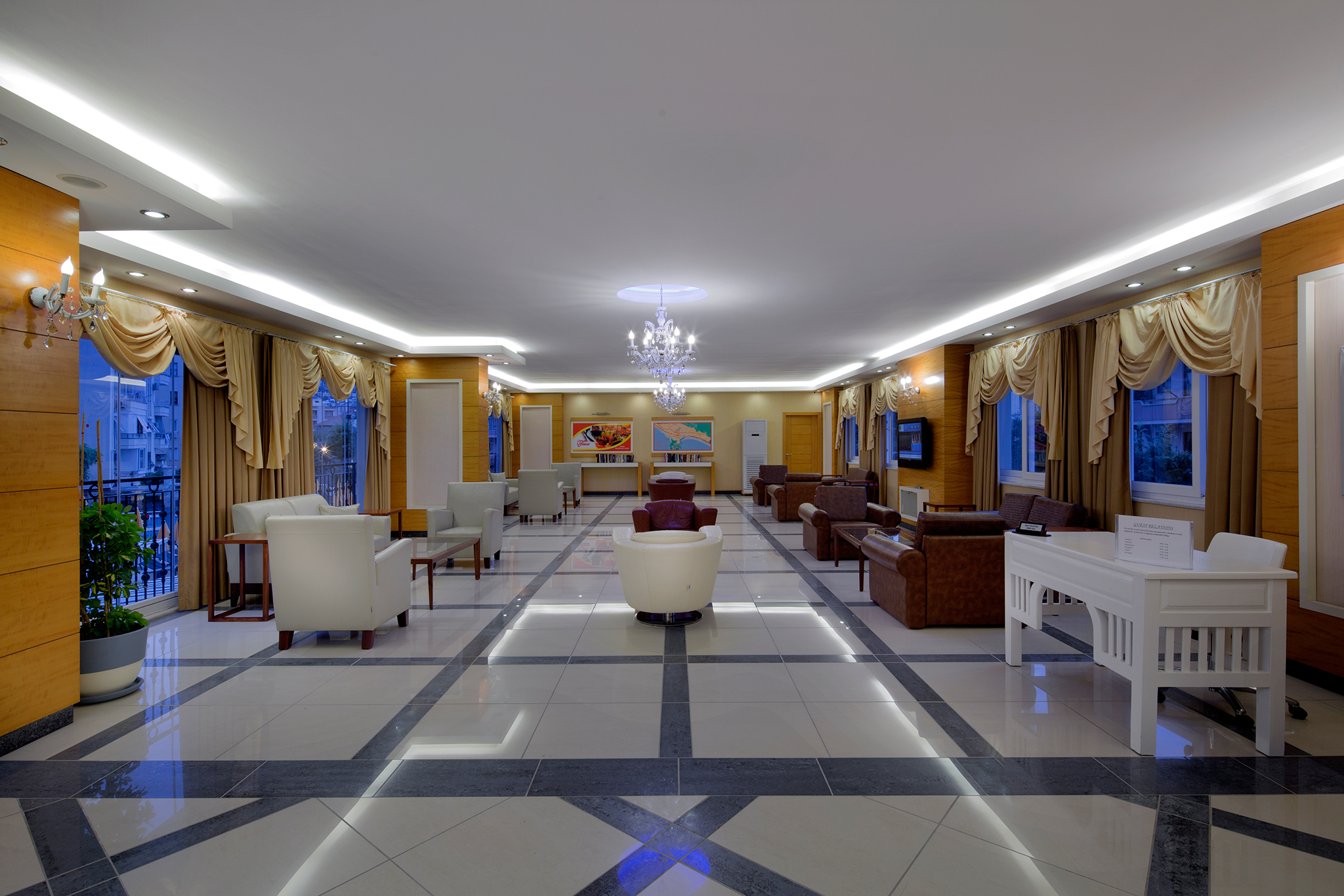 Villa Sunflower Hotel