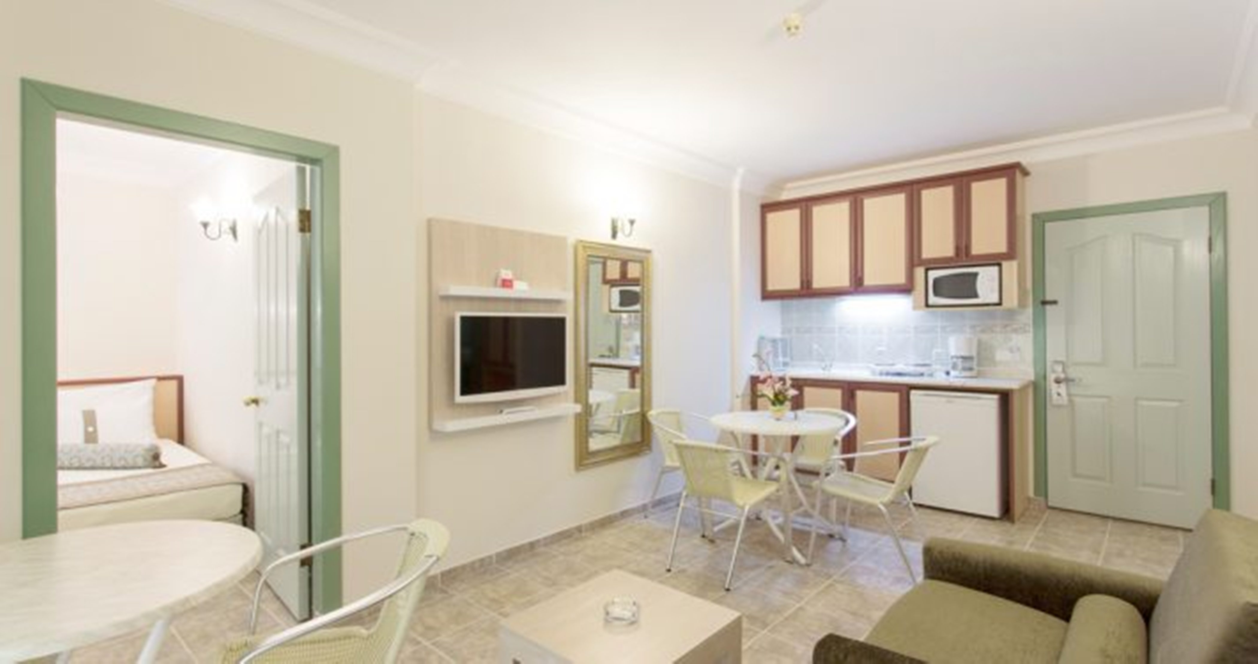Villa Sunflower Hotel
