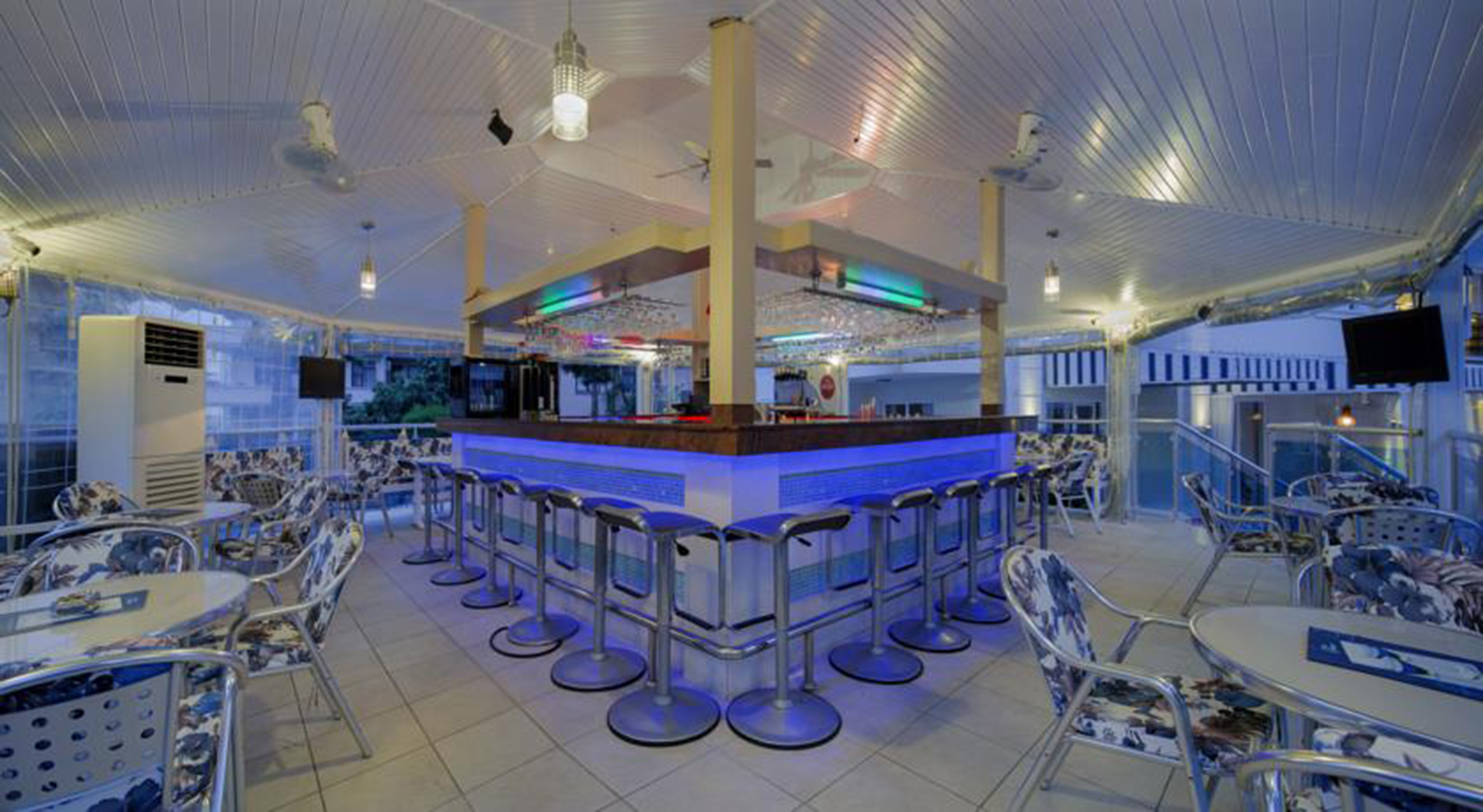 Villa Sunflower Hotel