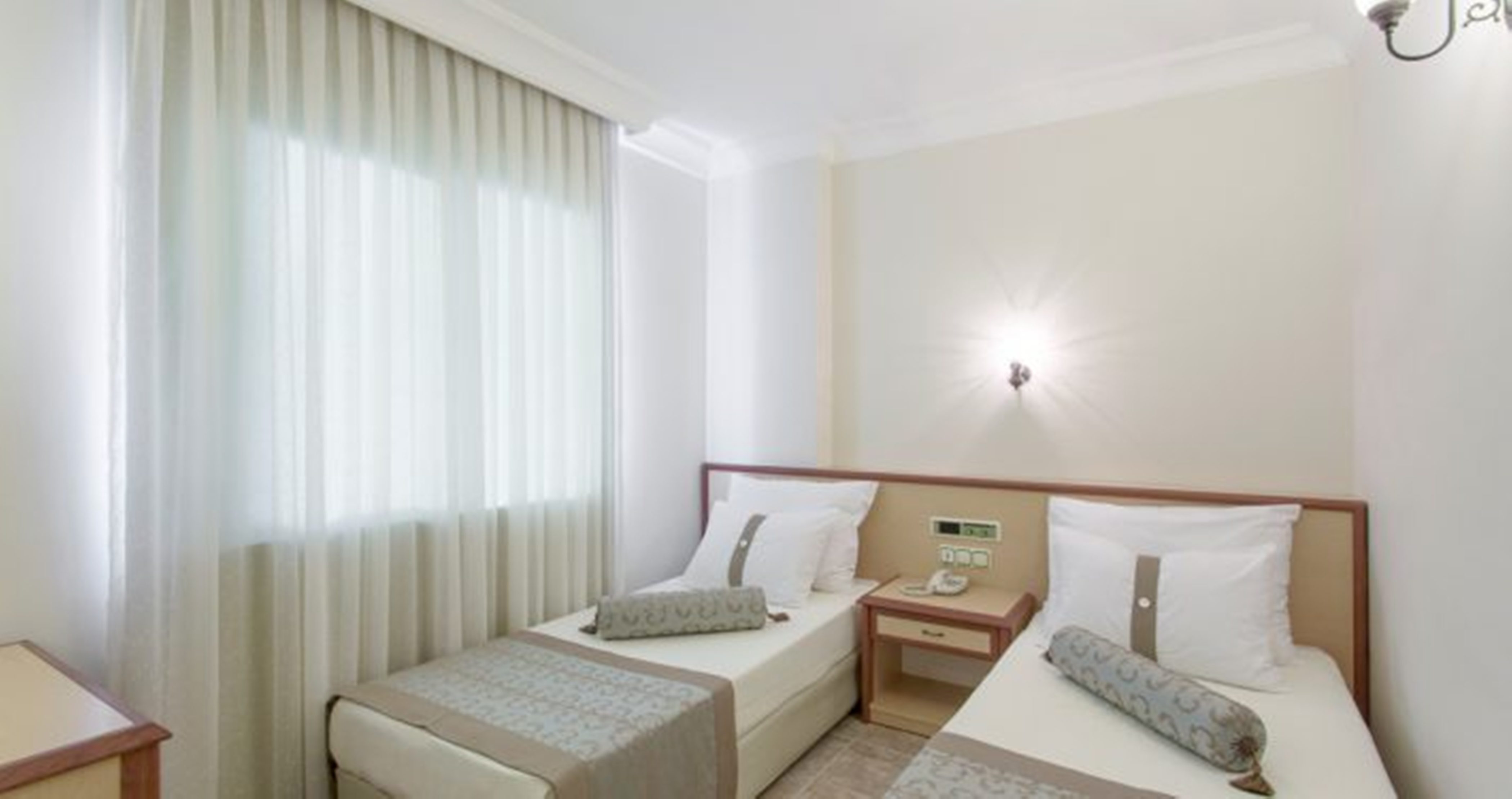 Villa Sunflower Hotel