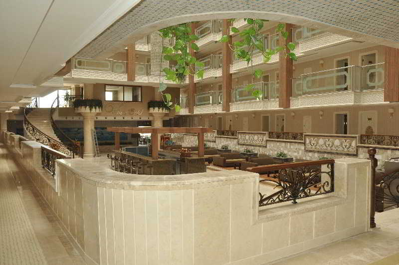 White Gold Hotel & Spa