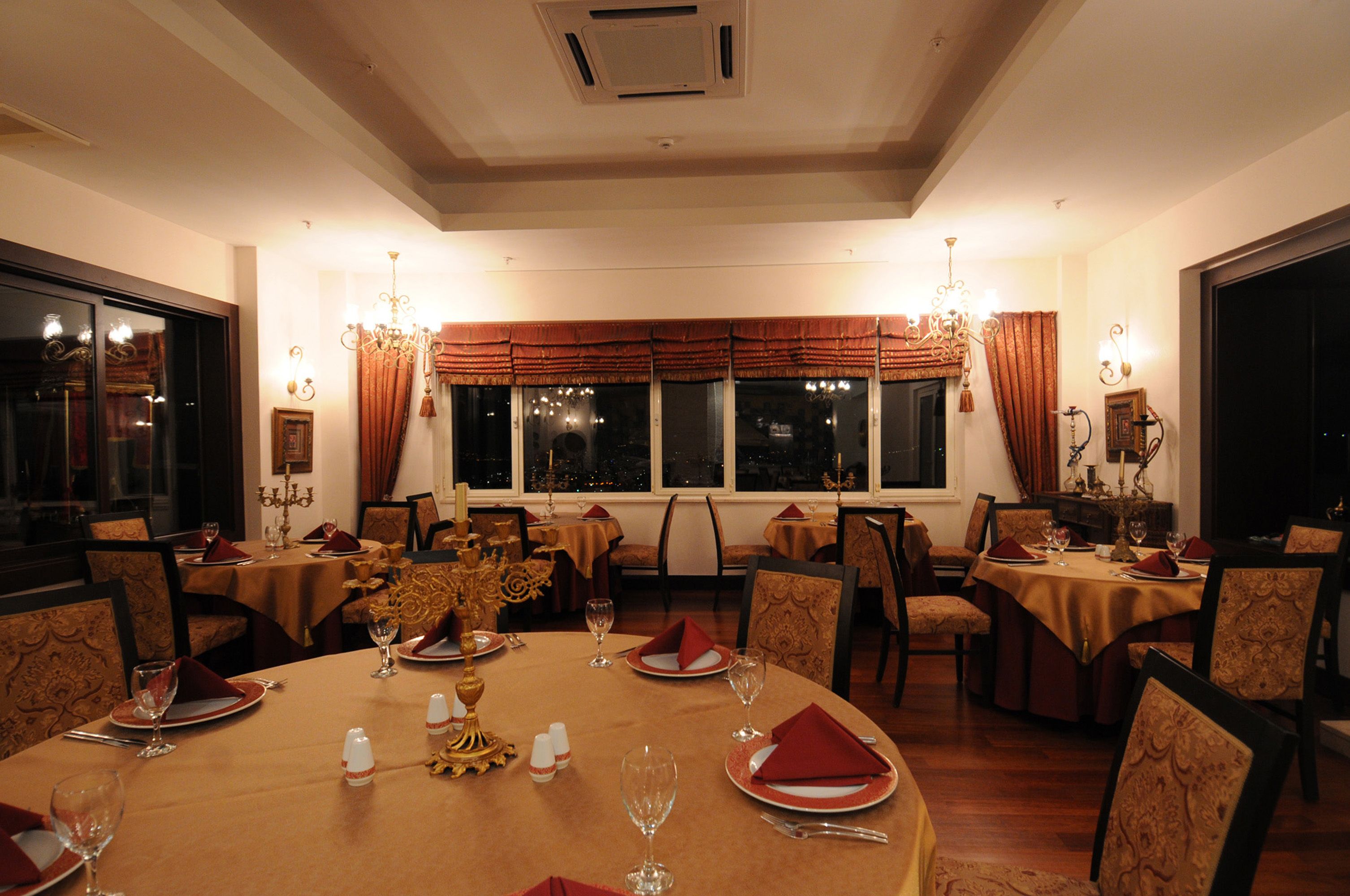 Gold City Hotel