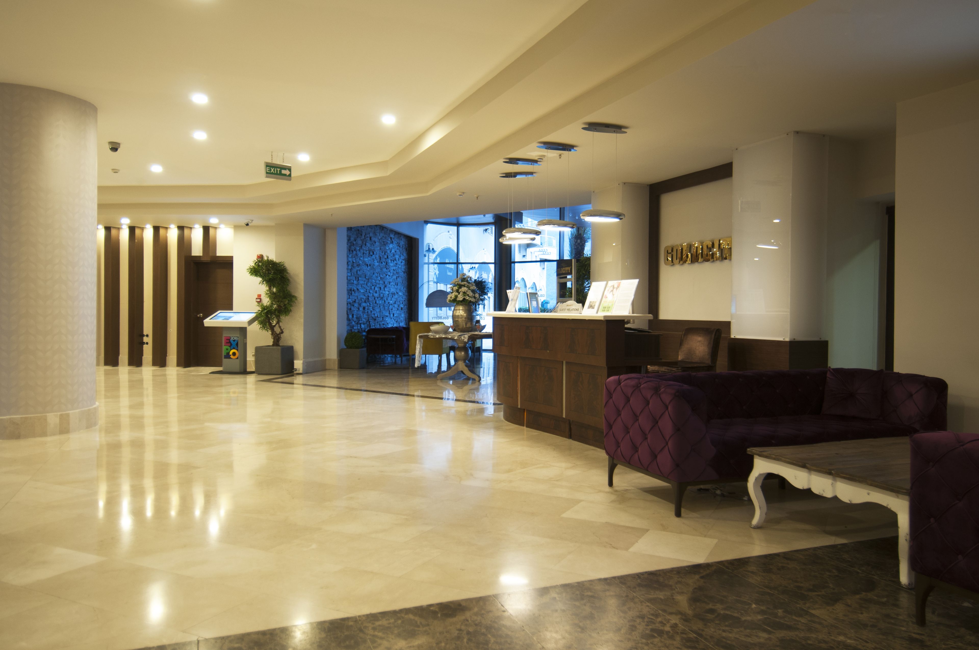 Gold City Hotel