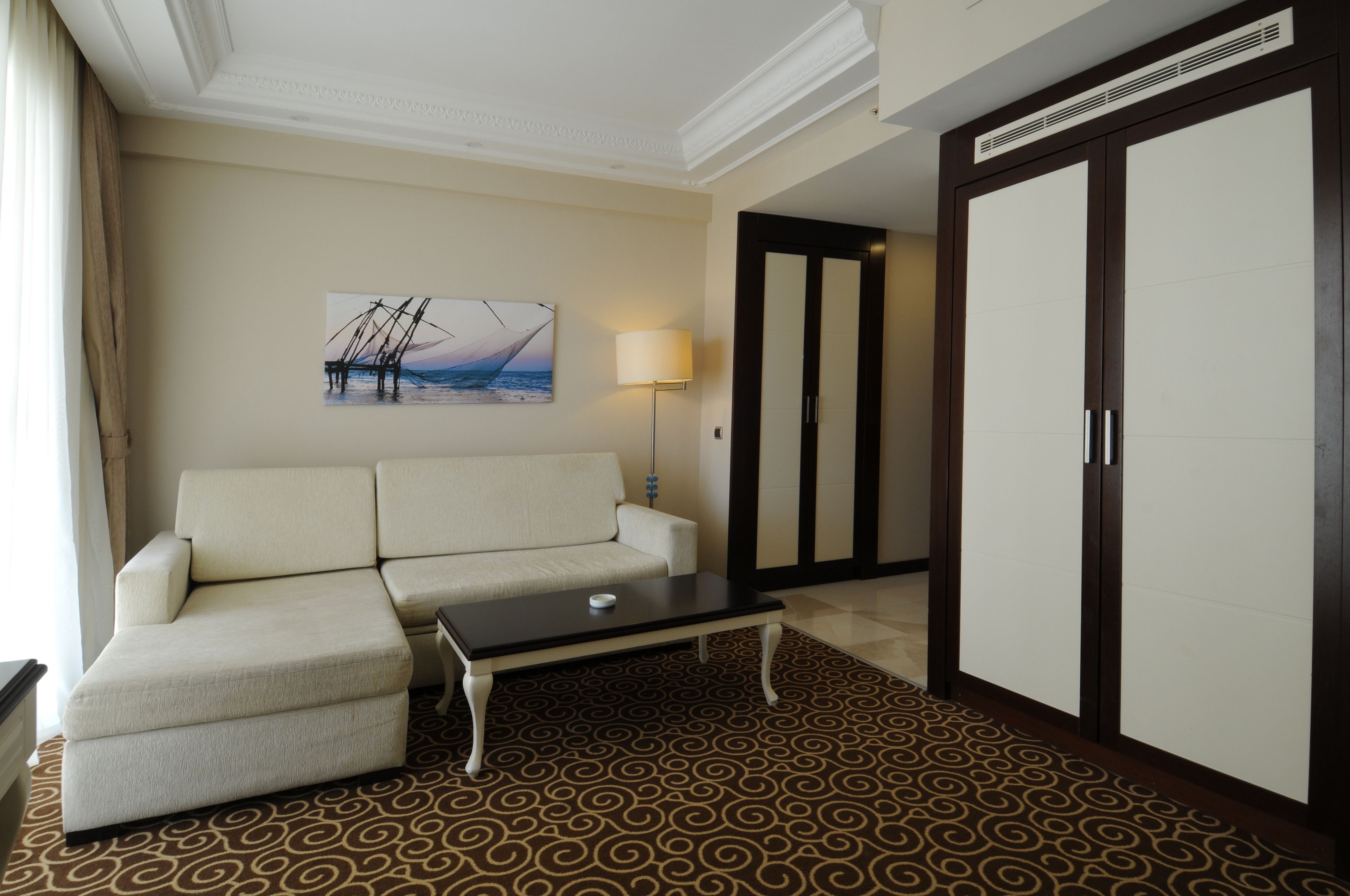 Gold City Hotel