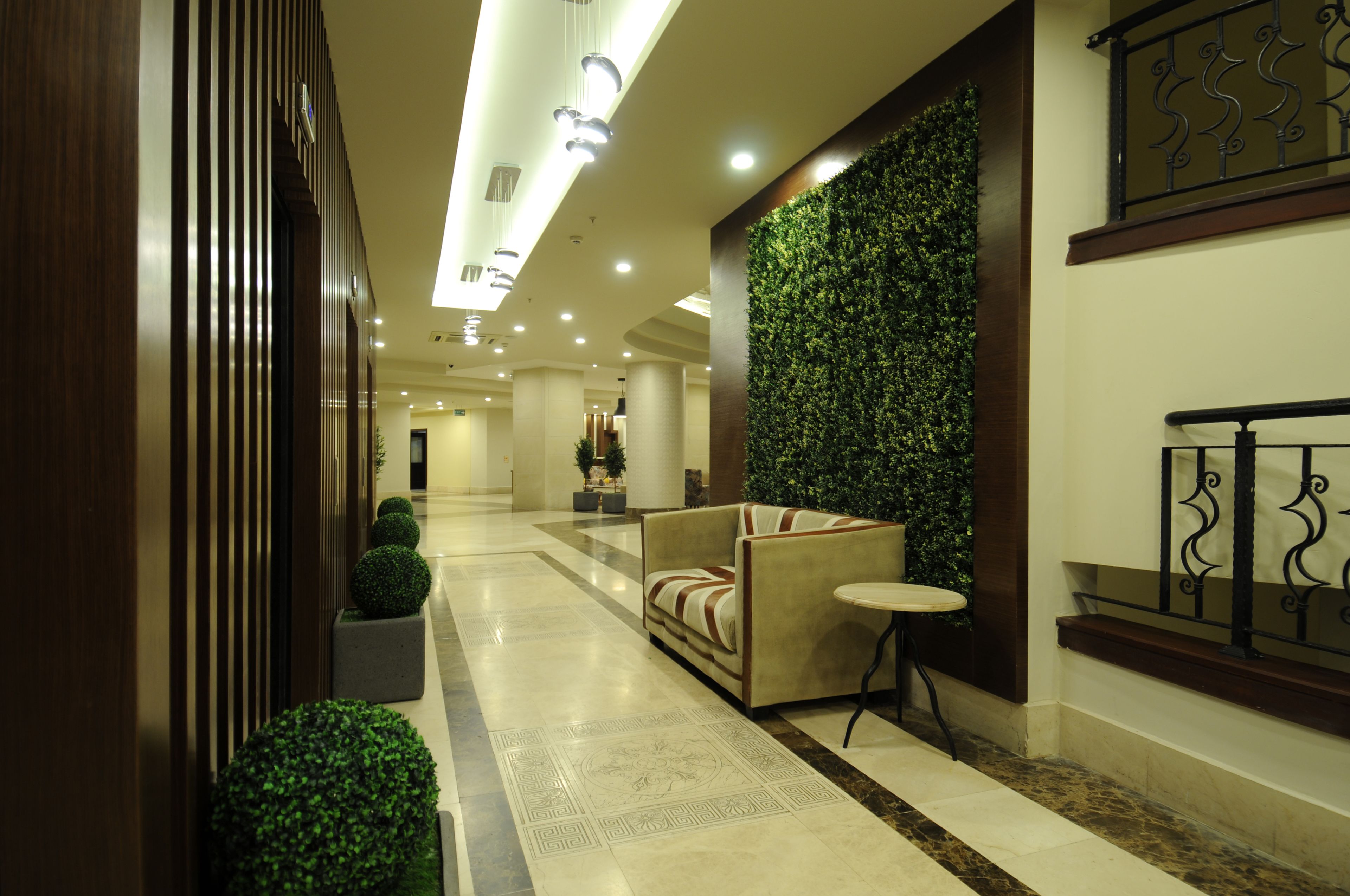 Gold City Hotel